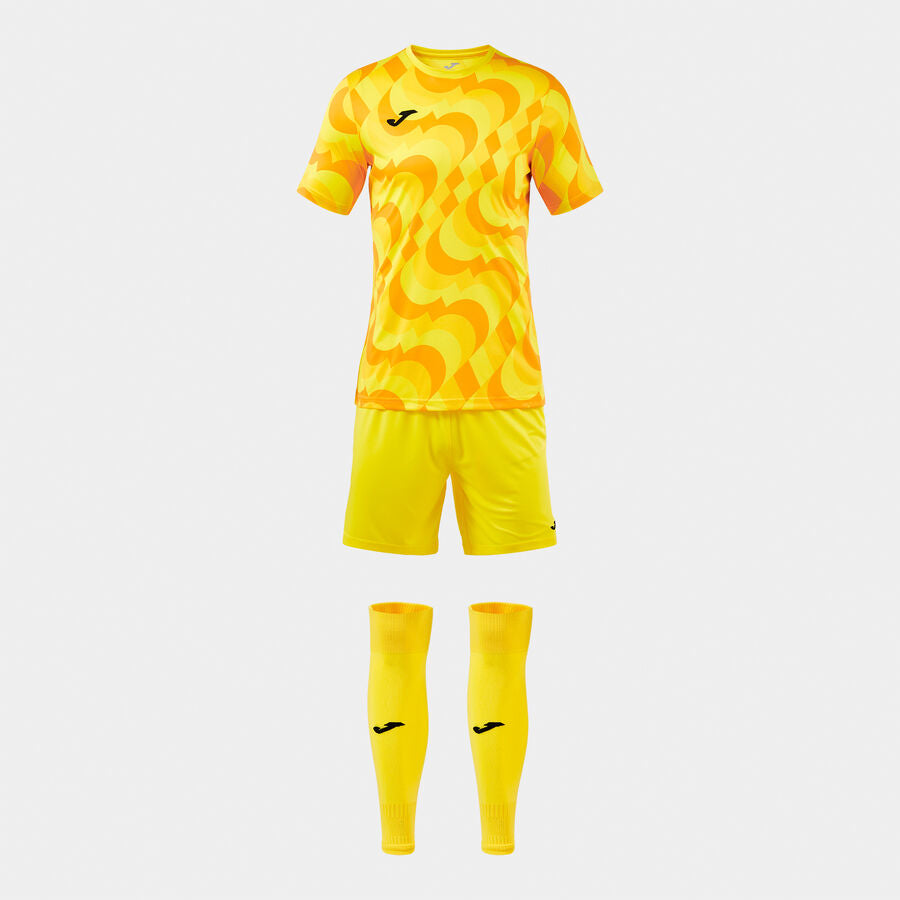 Area Goalkeeper Set Junior - includes footless socks
