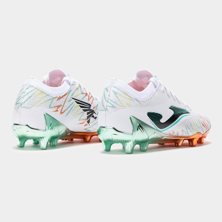 Striker 2502 Firm Ground Football Boot - White