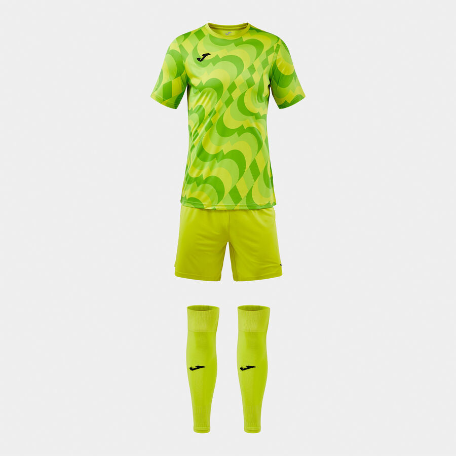 Area Goalkeeper Set Junior - includes footless socks